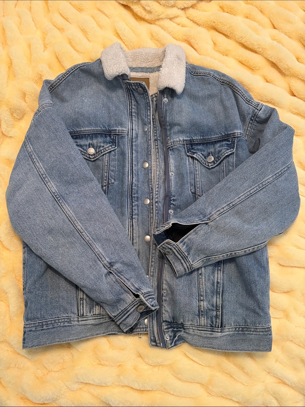 American Eagle Outfitters Light Blue Denim Sherpa Jacket